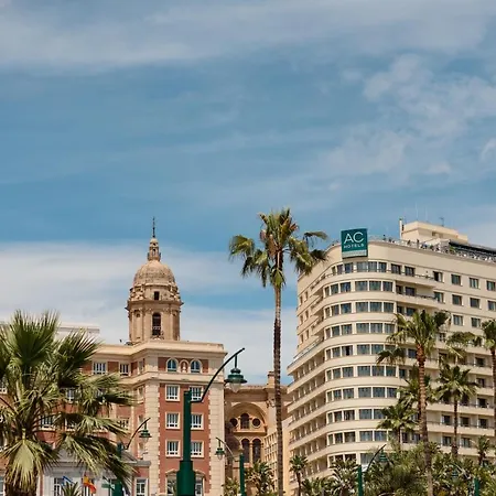 In The Historic Center Of Malaga, Very Close To The And The Ave Train Station, With Private Parking Apartament Malaga