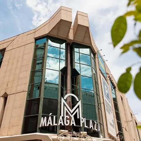 Apartament In The Historic Center Of Malaga, Very Close To The And The Ave Train Station, With Private Parking