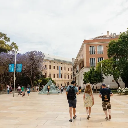 In The Historic Center Of Malaga, Very Close To The And The Ave Train Station Apartamento Málaga